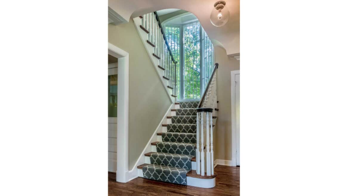 historic beauty home staircase